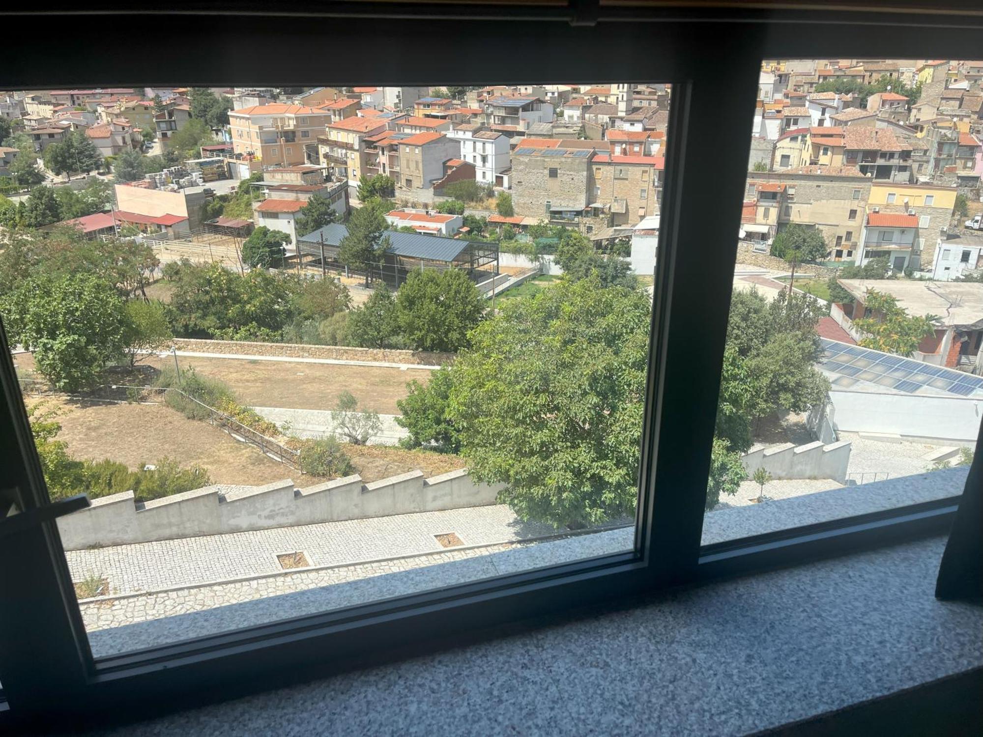 Casa Ziranu Sa Domo E Su Cantaru Orani Bagian luar foto