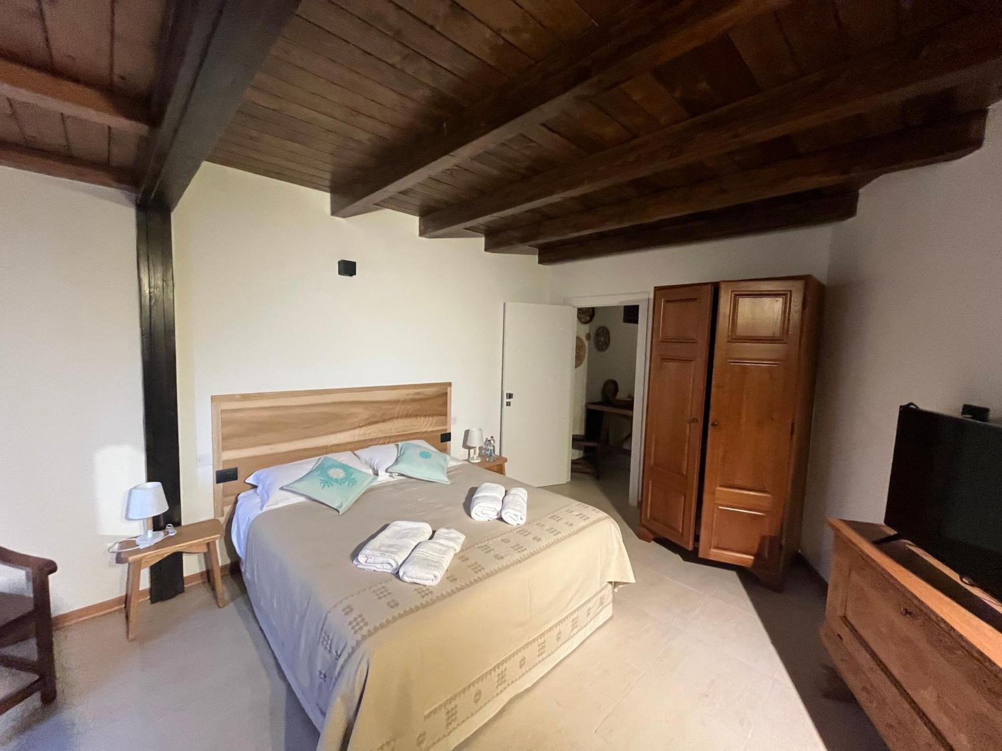 Casa Ziranu Sa Domo E Su Cantaru Orani Bagian luar foto